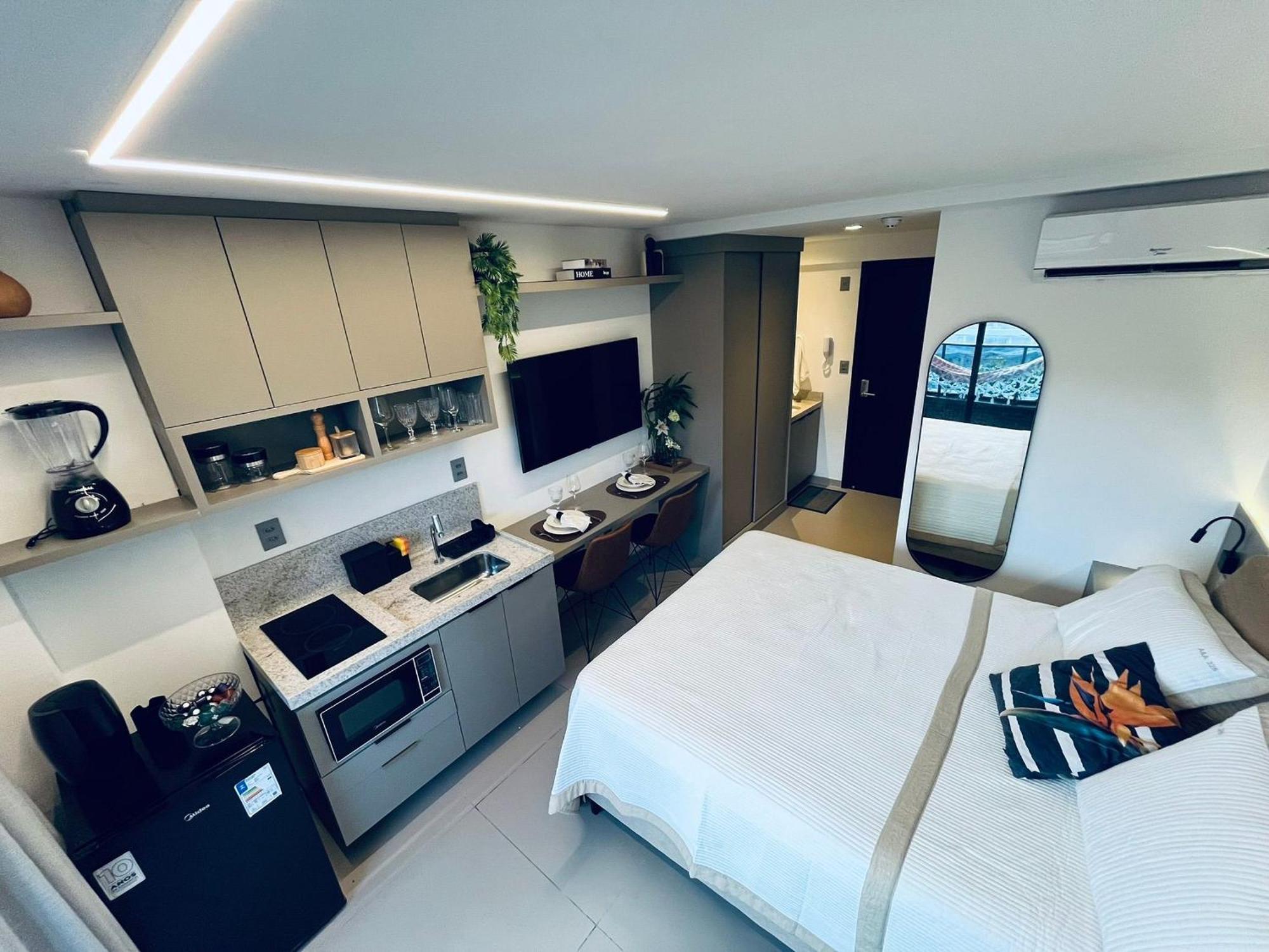Apartamento Com Varanda Disponivel. Bh 325. *